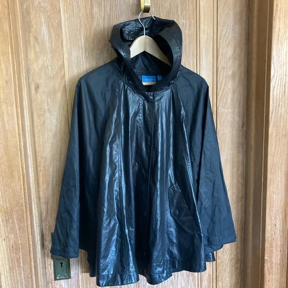 Vera Wang Black Rain Cape Hooded Women’s Size Large Ex-Large
